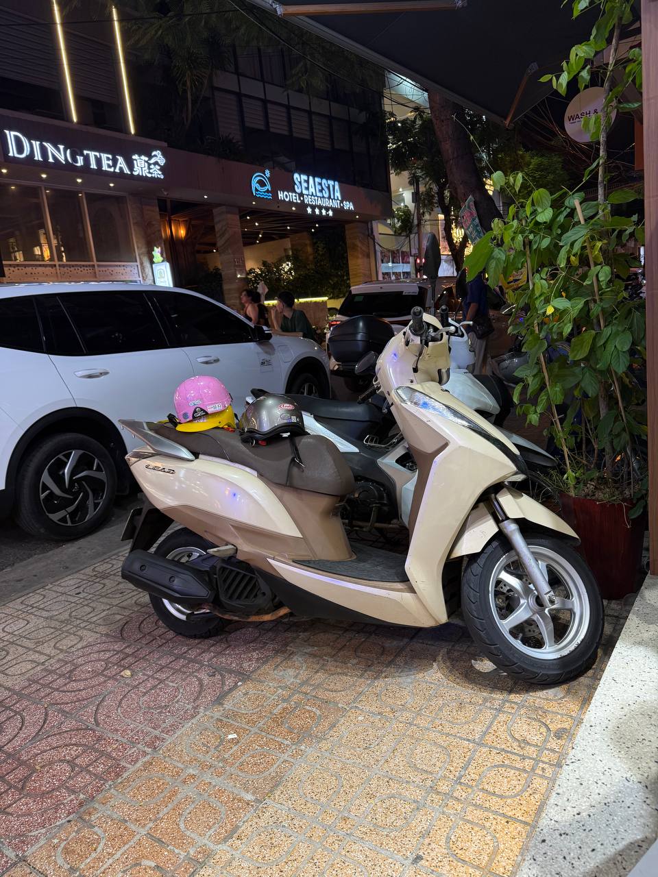 Продаётся Honda Lead 125, 2013 года выпуска