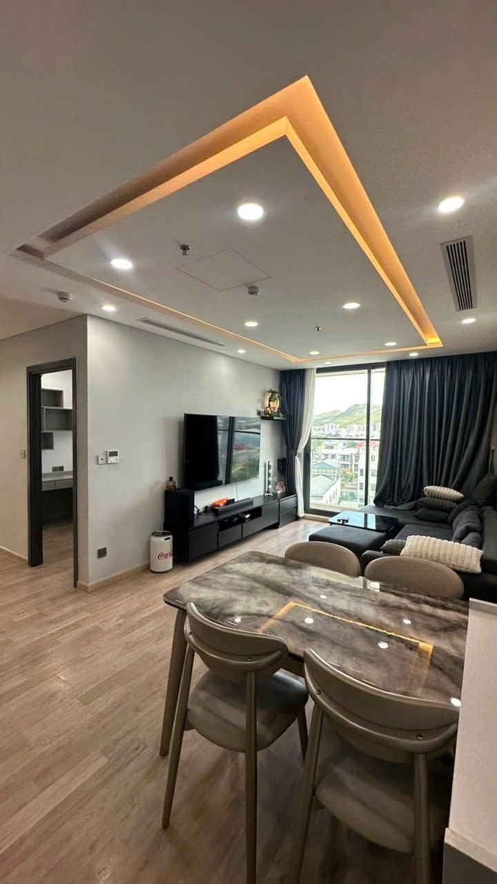 Сдаётся двухкомнатная квартира в жилом комплексе CT1 Riverside Luxury на западе Нячанга.
