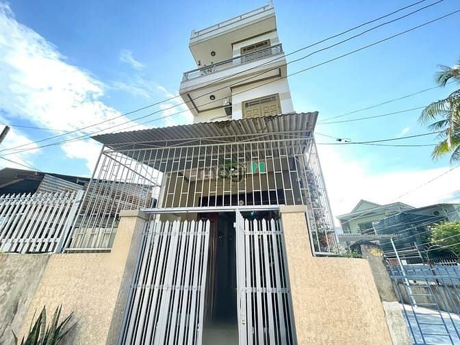 Сдается дом 4 этажа, 4 спальни, рынок Винь Хай, Бак Нячанг, 12 млн