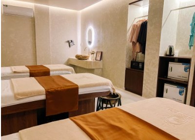 Спа-салон Lagoon Spa в Камрани предлагает массаж со скидкой 40% в утренние часы.