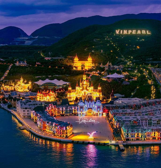 Пакет на двоих в Vinpearl Nha Trang включает канатную дорогу, вход в…